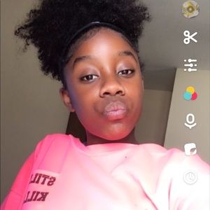 Meet your Posher, Mykhilah